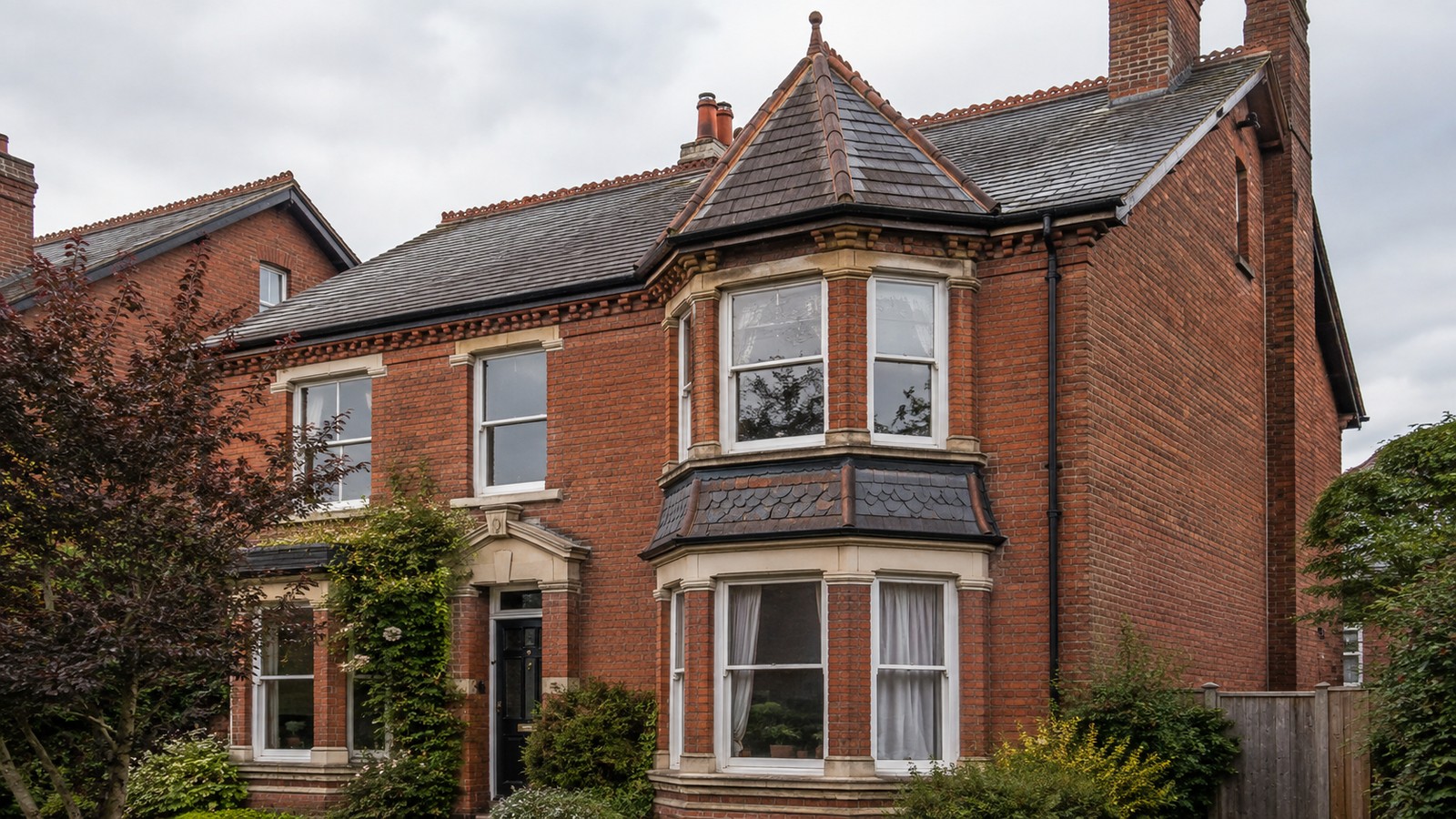 UK house detail relevant to contracts for house extensions